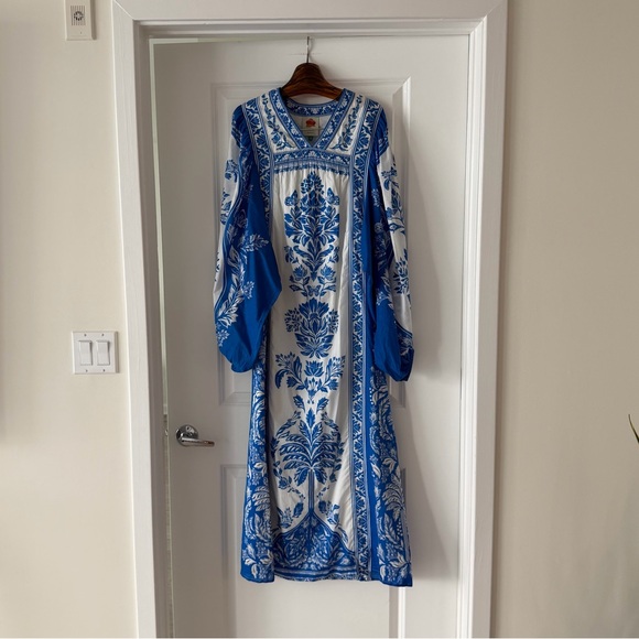 Farm Rio Off-White Delicate Tapestry Long Sleeve Maxi Dress - Picture 4 of 10